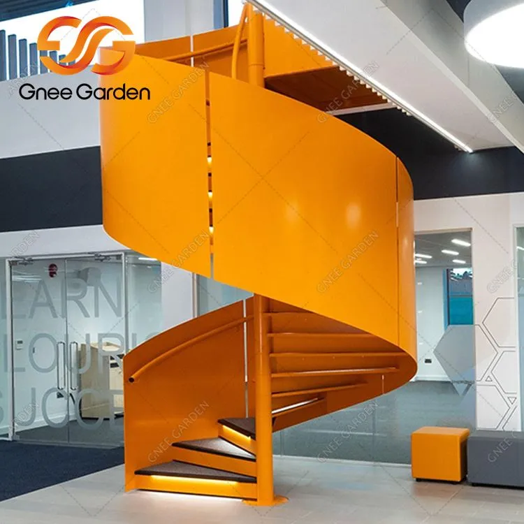 Corten повдигна ръждясали стълби