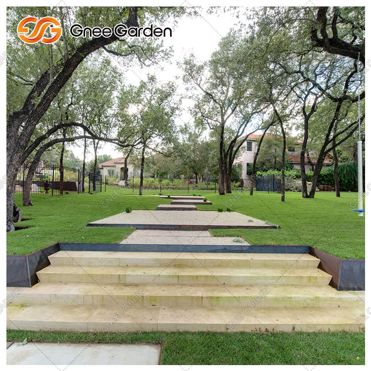 Стълби Corten за търговски сгради