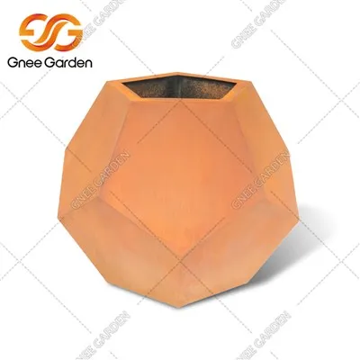 Големи саксии за кортен