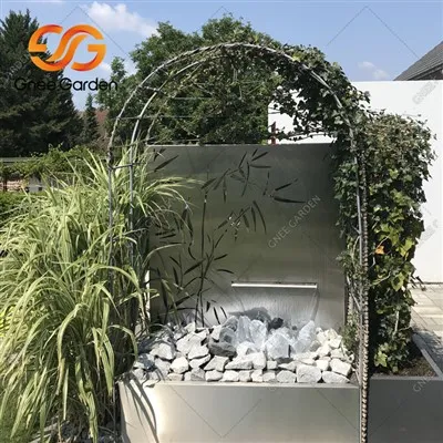 Водна стена от неръждаема стомана